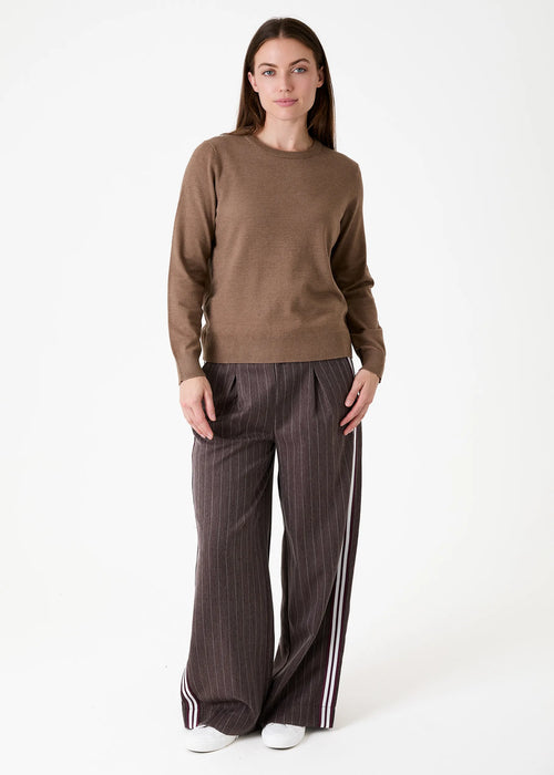 Dreams Fitted Crew Neck Long Sleeve Jumper