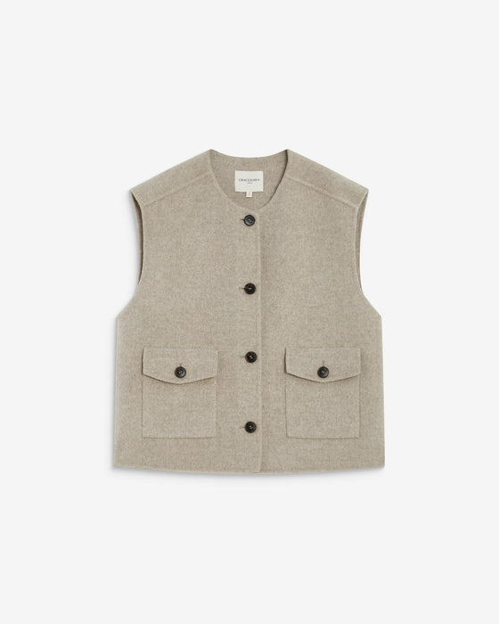 Grace & Mila Adagio Sleeveless Jacket