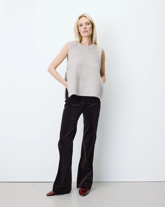 Grace & Mila Sleeveless Sweater