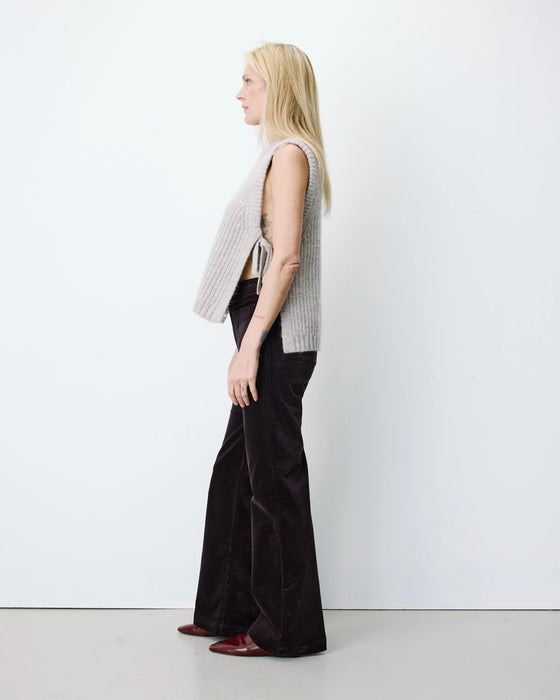 Grace & Mila Sleeveless Sweater