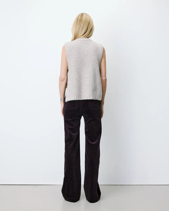 Grace & Mila Sleeveless Sweater