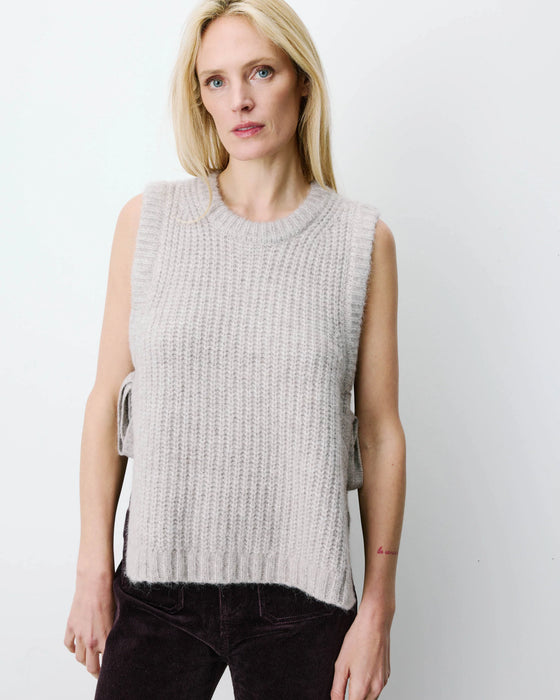 Grace & Mila Sleeveless Sweater