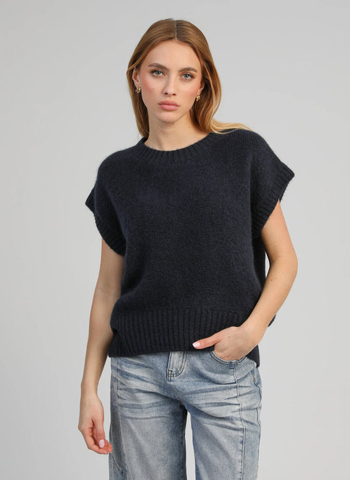 An'ge LISAMAY Sleeveless Sweater