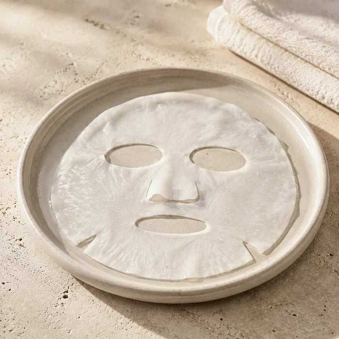 Moisturising face mask