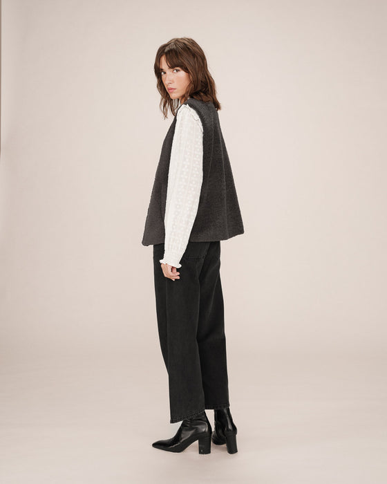 Grace & Mila Sinatra Sleeveless Jacket