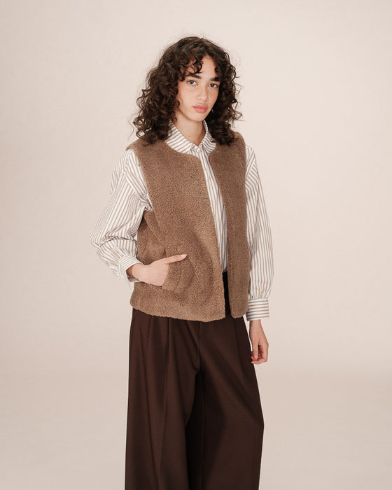 Grace & Mila Sinatra Sleeveless Jacket