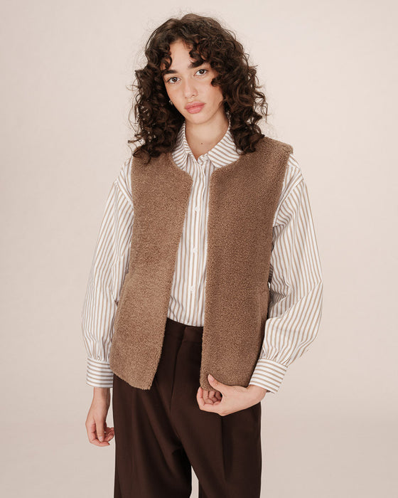 Grace & Mila Sinatra Sleeveless Jacket