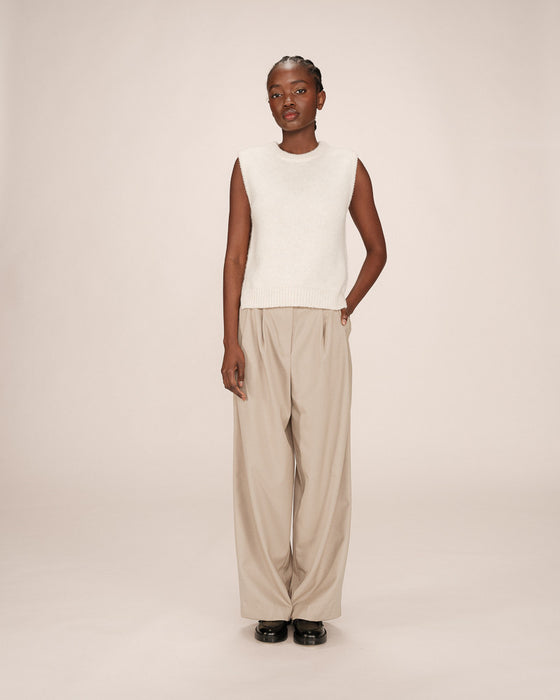 Grace & Mila Say Sleeveless Knit